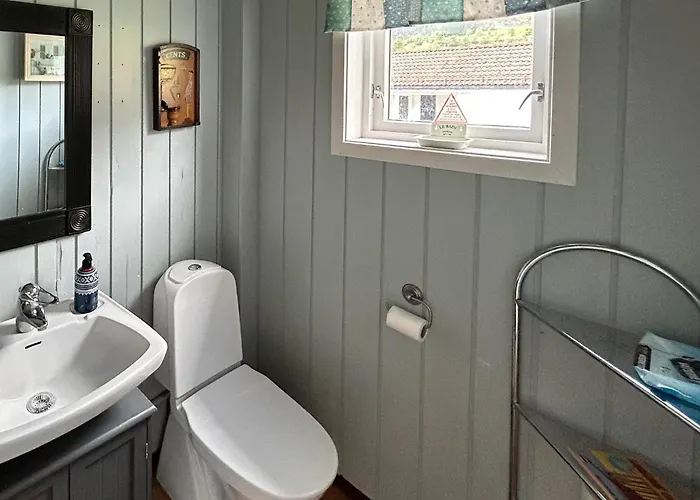 Awesome Home In Omlid With House A Mountain View